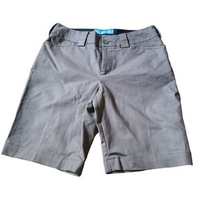Denver Hayes  contemporary fit brown cause high Rise knee length shorts